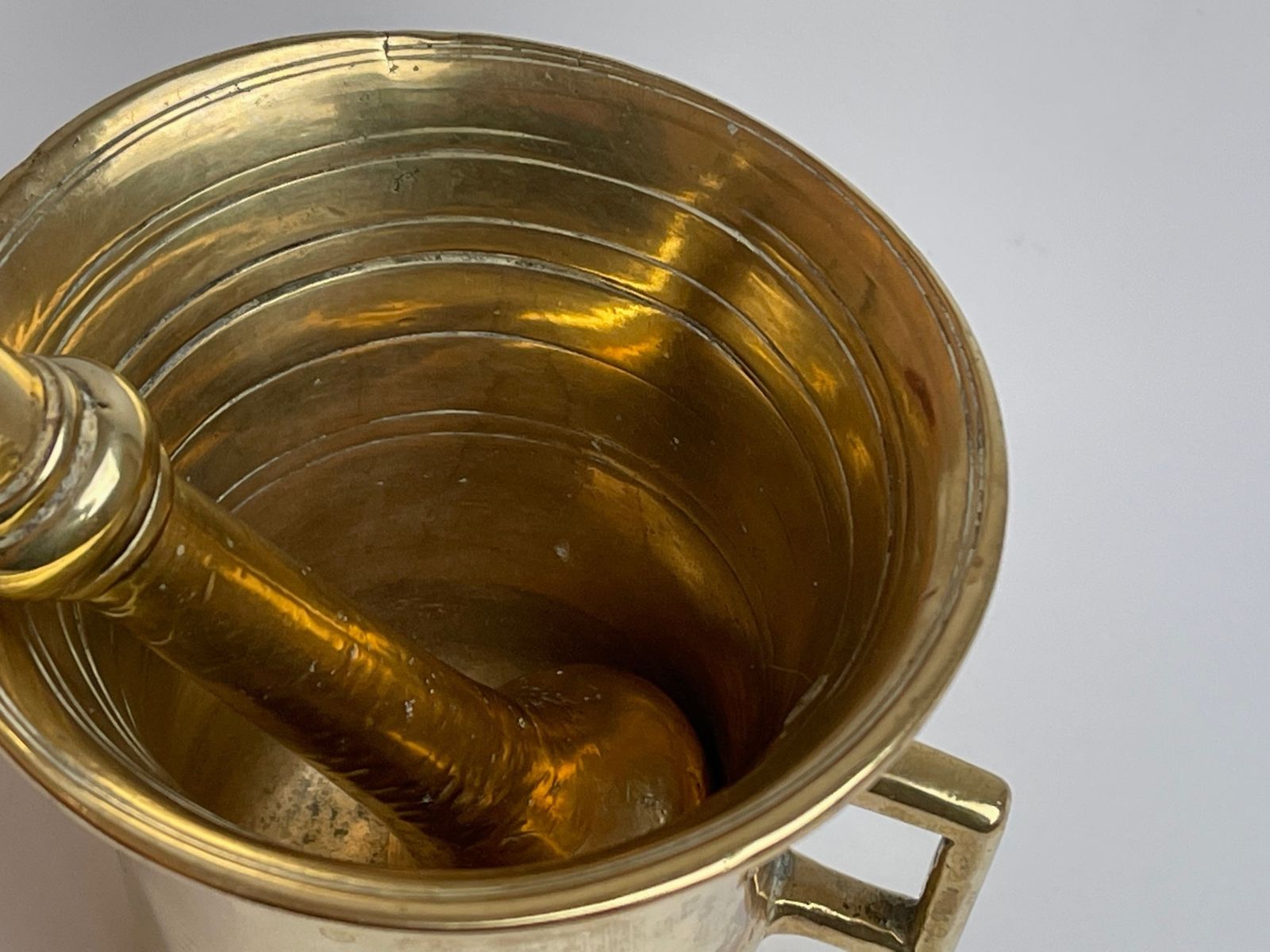 Antique Brass Mortar With Pistil, Stamped, 10 Centimeters High With 19.80 Cm Pistil photo 110.0