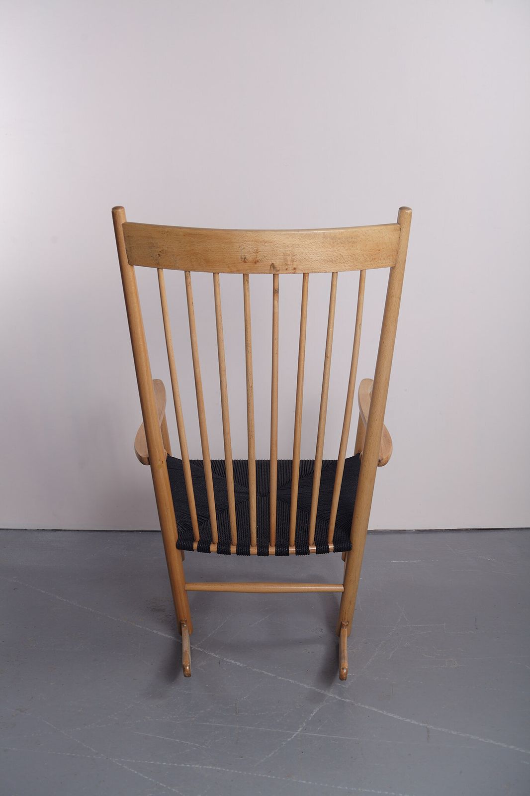 J16 Rocking Chair By Hans Wegner For Fdb Møbler photo furniture