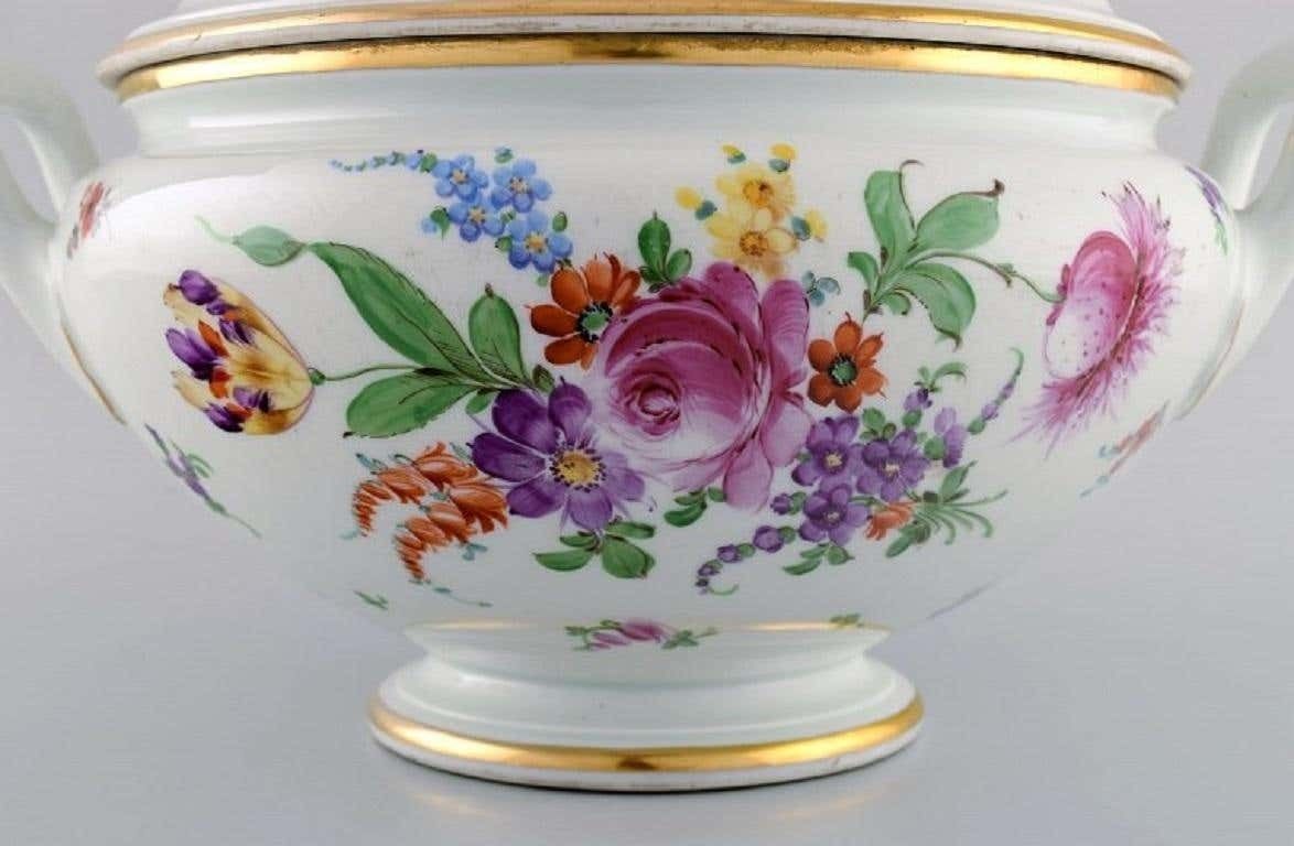 Large Antique Meissen Soup Tureen In Porcelain With Hand Painted Flowers photo Home Decor