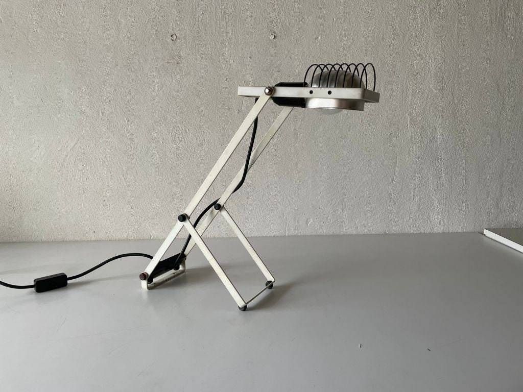 Rare White Desk Lamp By Ernesto Gismondi For Artemide, 1970s, Italy