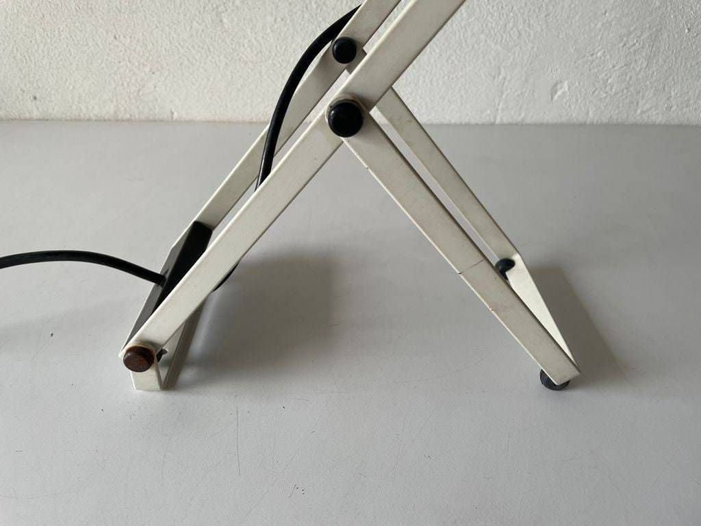 Rare White Desk Lamp By Ernesto Gismondi For Artemide, 1970s, Italy photo vintage