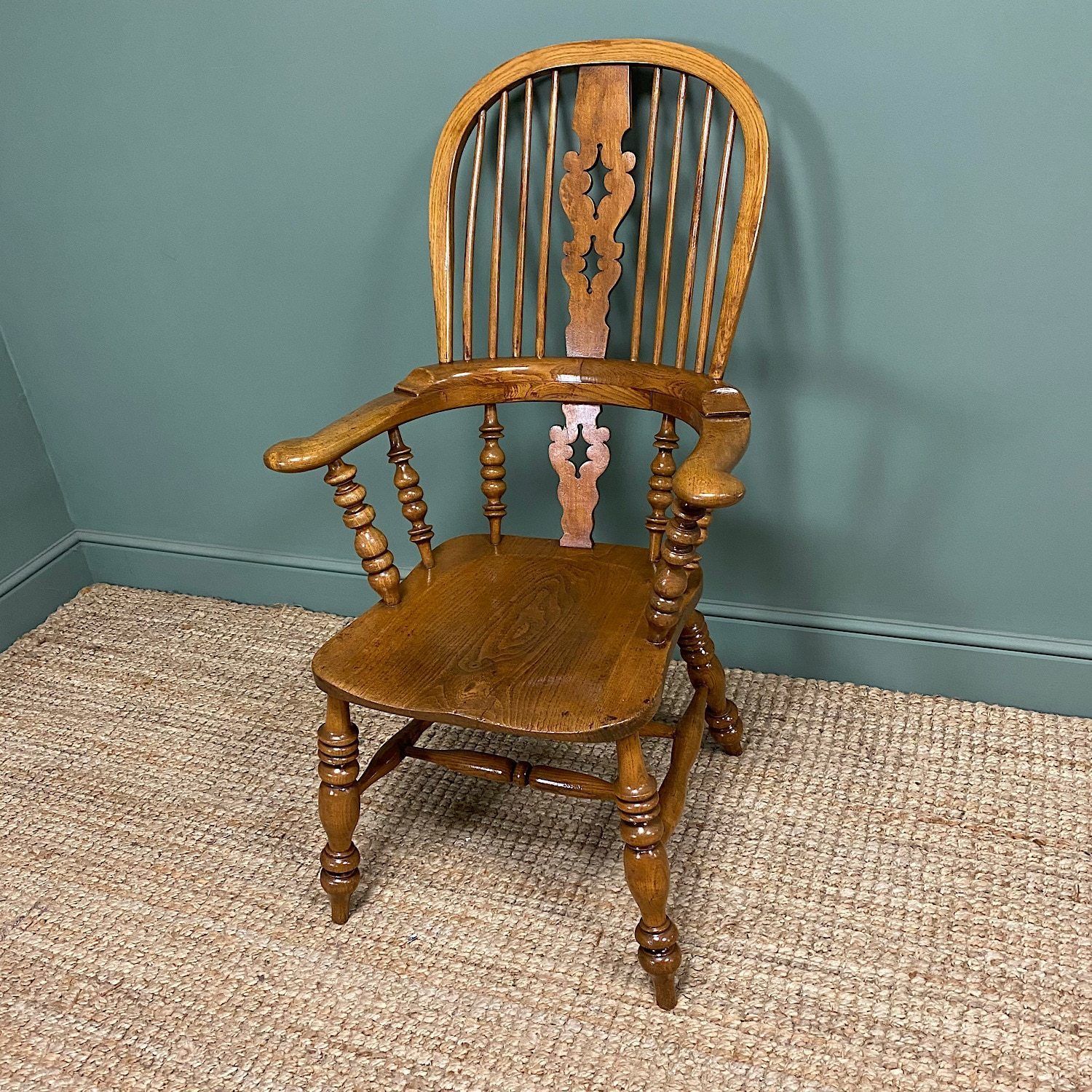 Quality Elm & Ash Broad Arm Antique Windsor Chair photo furniture