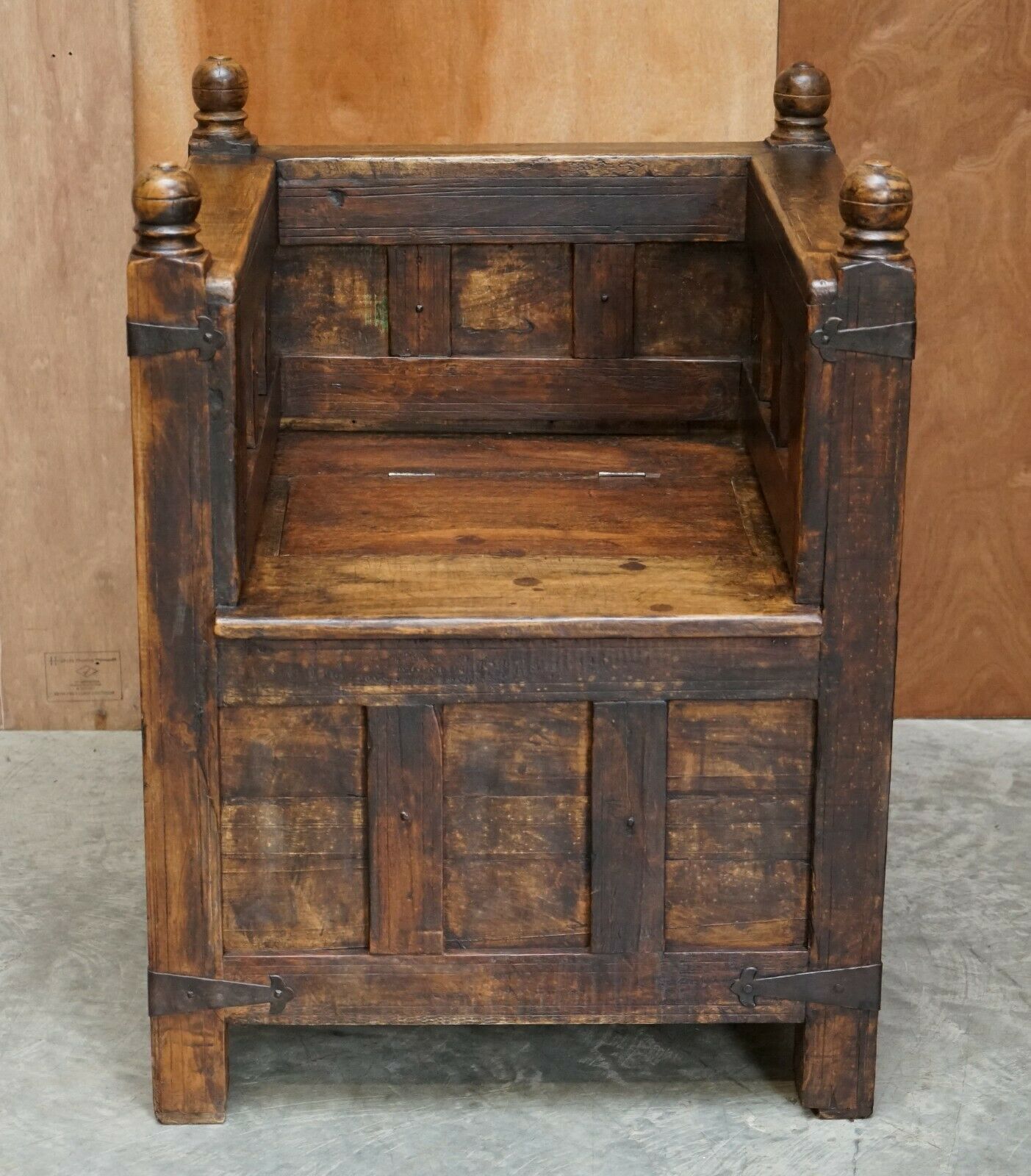 Stunning Suite Of Antique Anglo Indian Circa 1880 Oak & Iron Bound Hall Seats photo Furniture