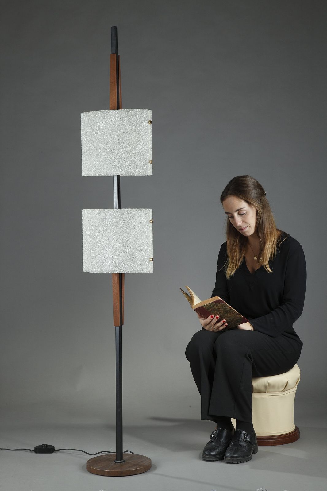 Scandinavische Vloerlamp in Zwart Gelakt Staal en Teak met Twee Granieten Perspex Diffusers
