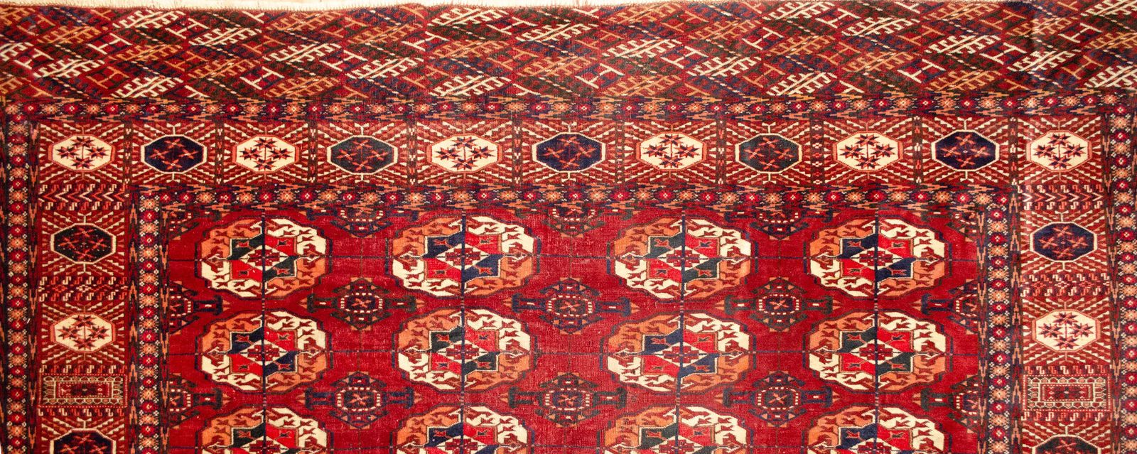 Antique Turkmen Carpet 286x202cm photo 2760.0