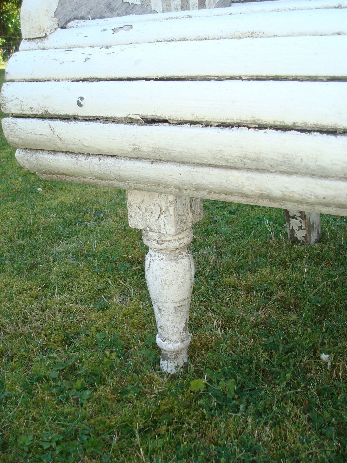 photo for sale C20th Stylish Teak Garden Seat
