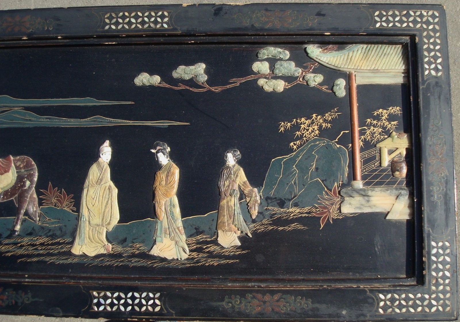 C20th Chinese Black And Gilt Lacquered Low Table photo Furniture