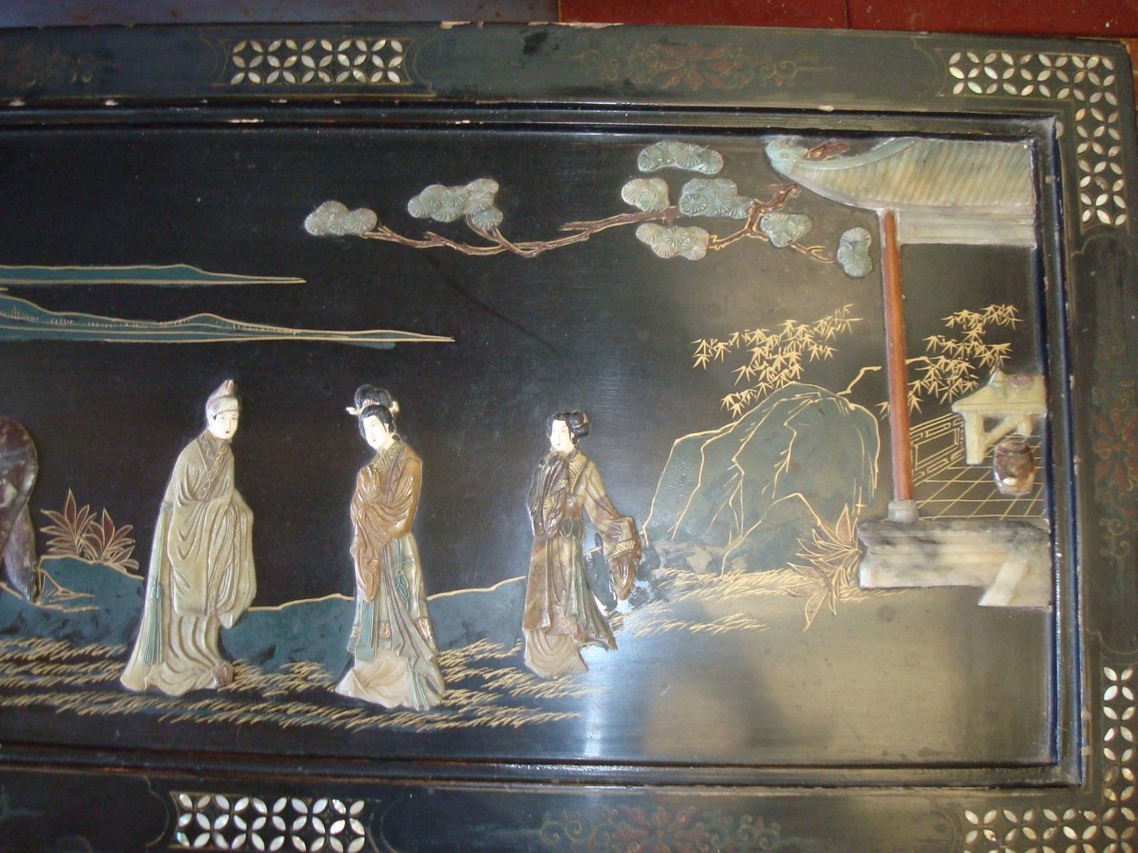 1815.0 C20th Chinese Black And Gilt Lacquered Low Table photo