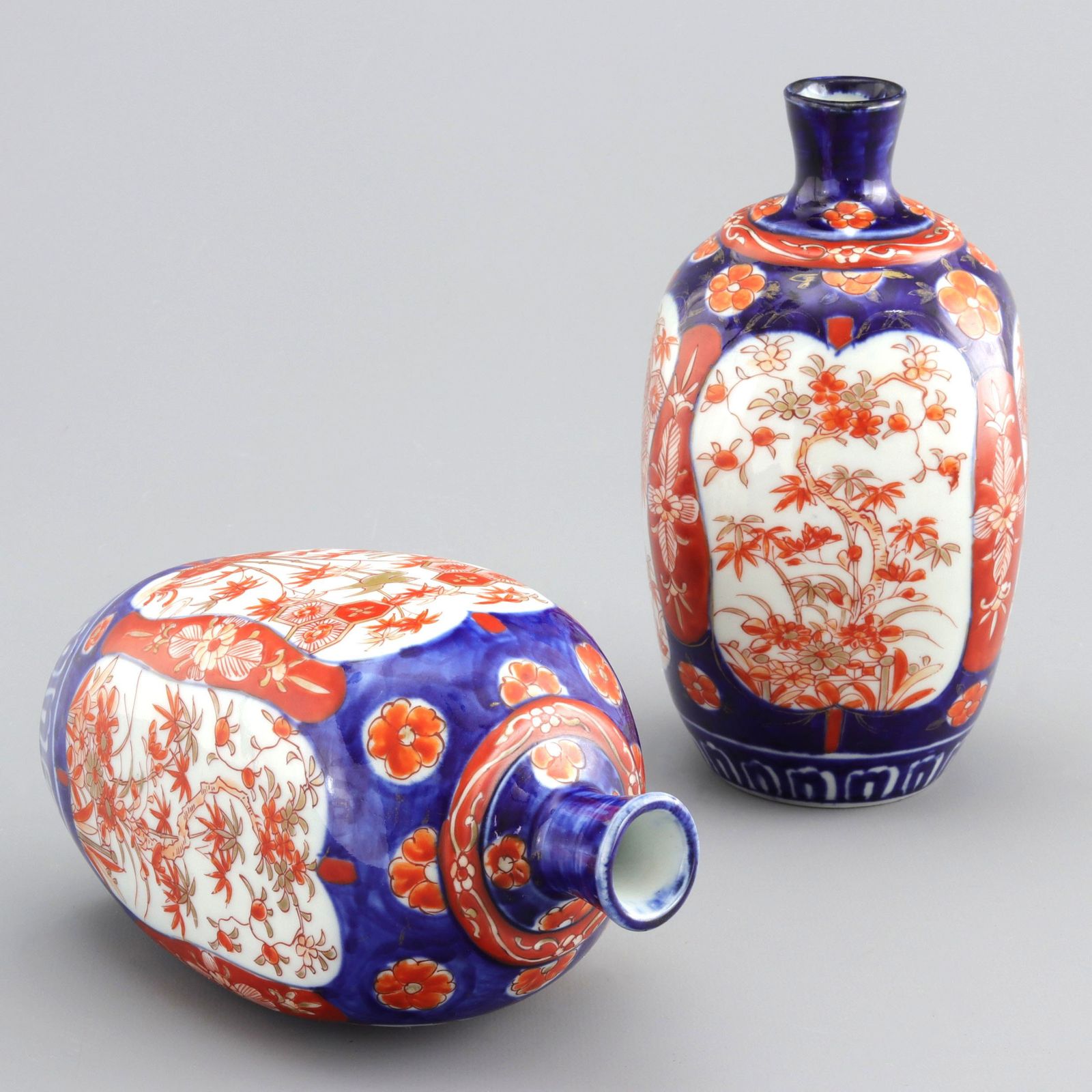 Pair Of Japanese Meiji Period Square Form Imari Vases C1890 photo vinterior