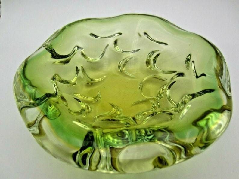 Archimede Seguso Yellow Green Jelly Mould Art Glass Sommerso Bowl Murano 1950s photo furniture