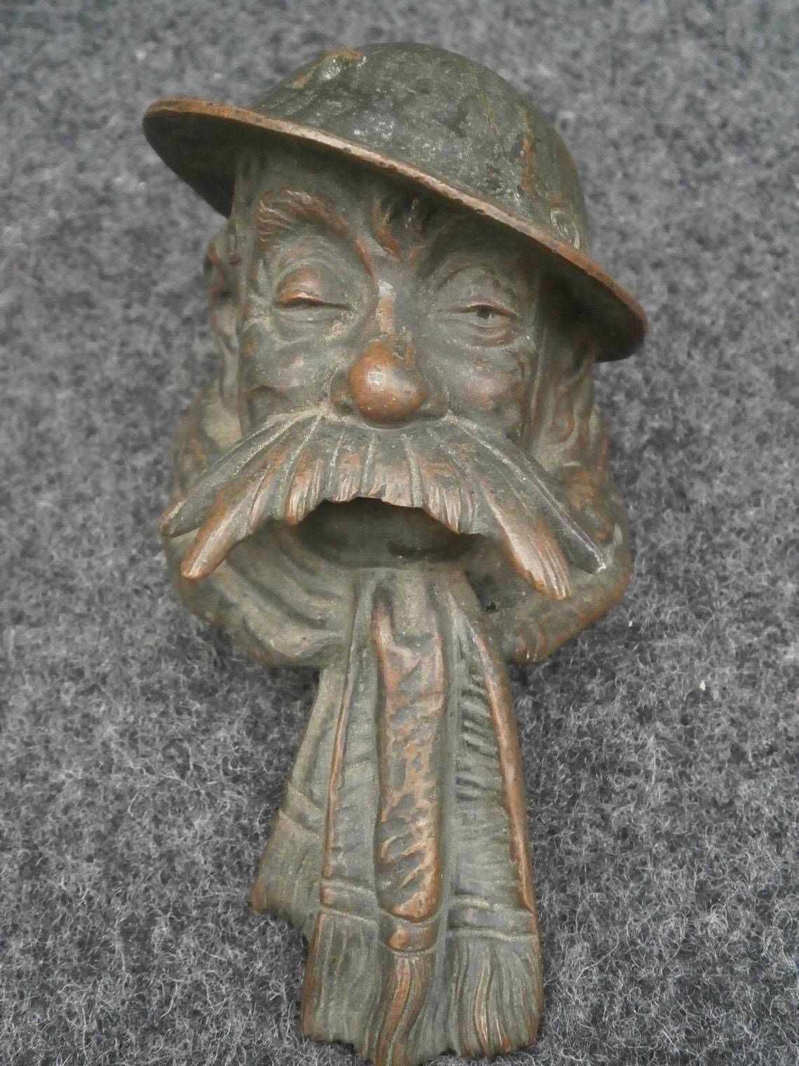 Early 20thc Patinated Bronze Old Bill Car Mascot, The Original Pattern From Best & Lloyd, Originally Owned By Robert Dudley Best photo furniture