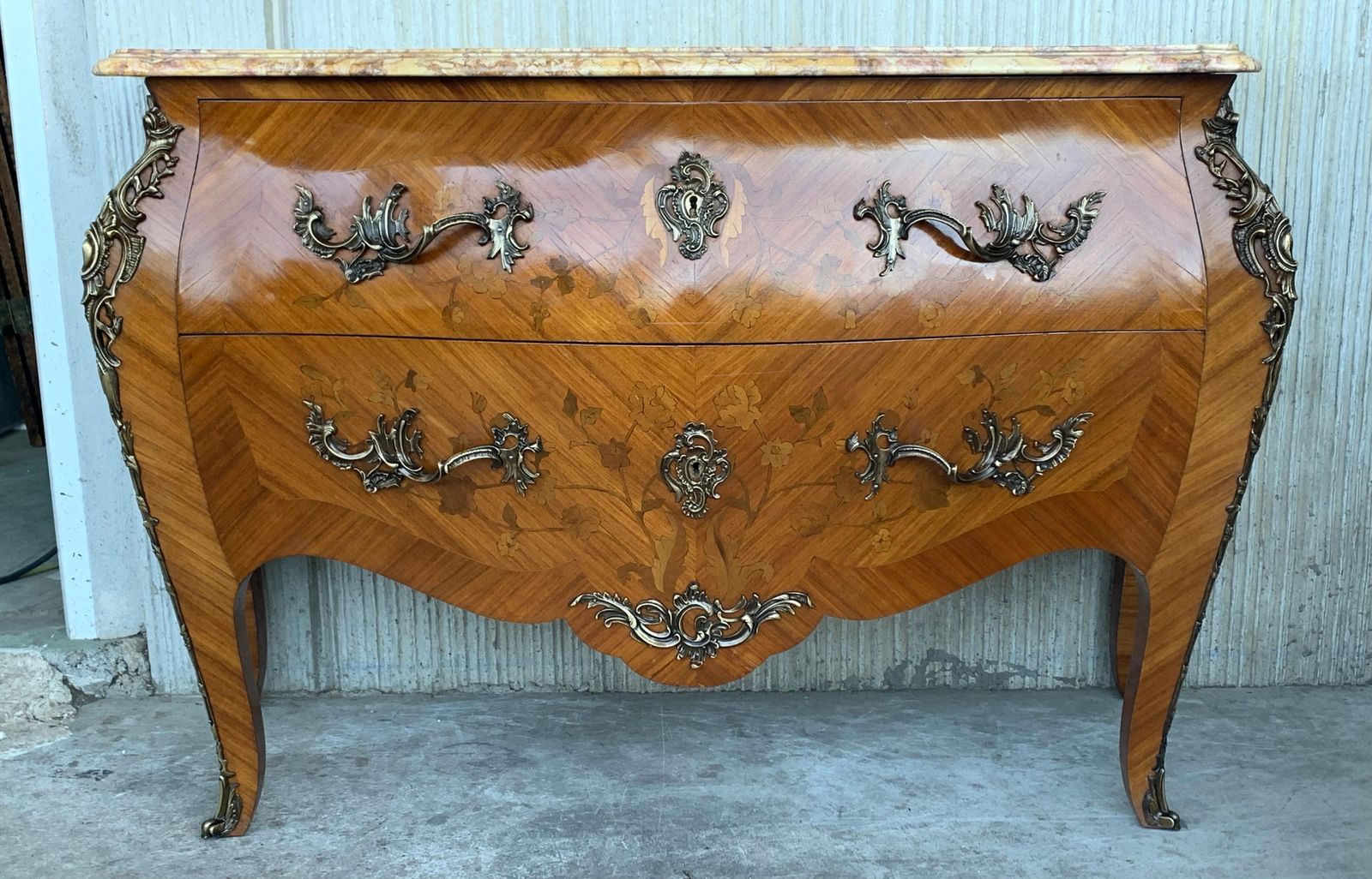 French Louis XV Style Fine Kingwood And Marquetry Ormolu Mounted Bombe Commode photo furniture