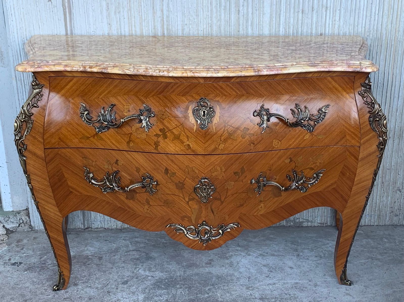 French Louis XV Style Fine Kingwood And Marquetry Ormolu Mounted Bombe Commode photo for sale