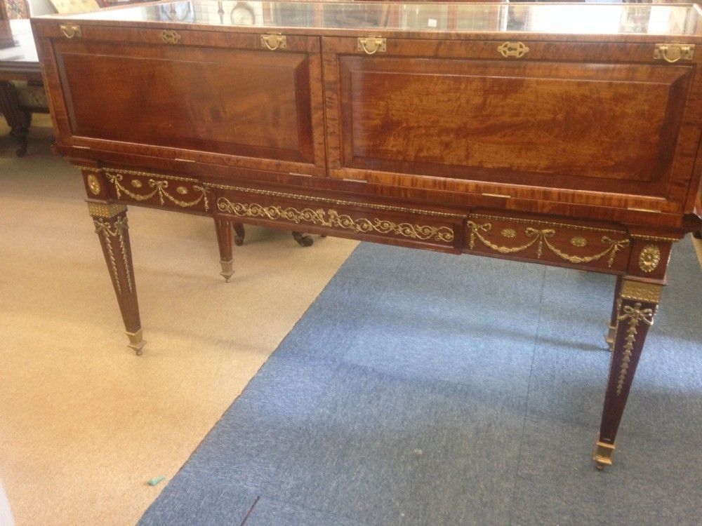A Fine Collectors Vitrine, Bijouterie Table, Jewellers, Shop Display Cabinet Circa 1900 photo Furniture