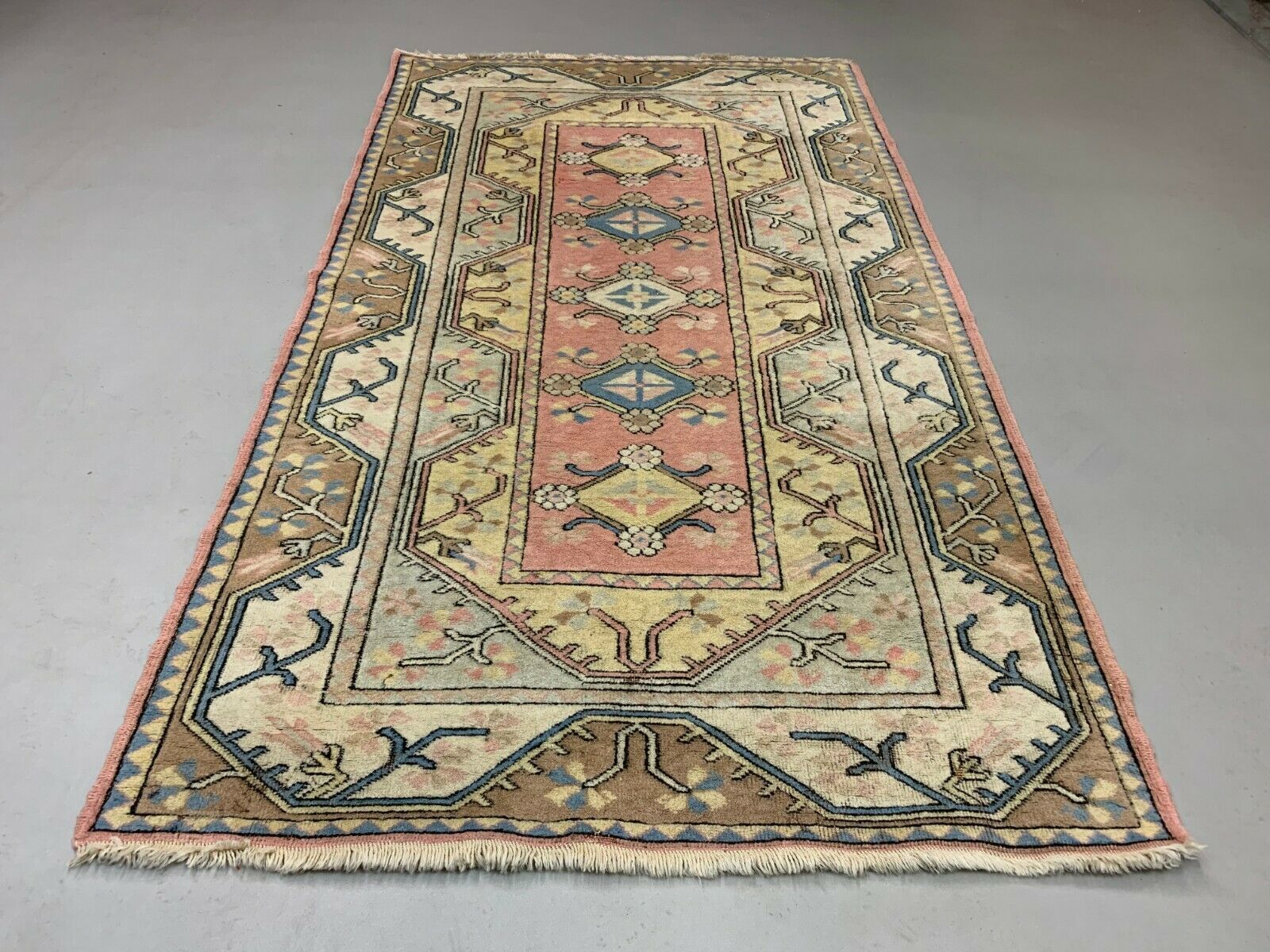 Old Turkish Milas Rug 212x122 Cm Old Vintage Carpet Ushak Region Pink Beige Blue photo for sale