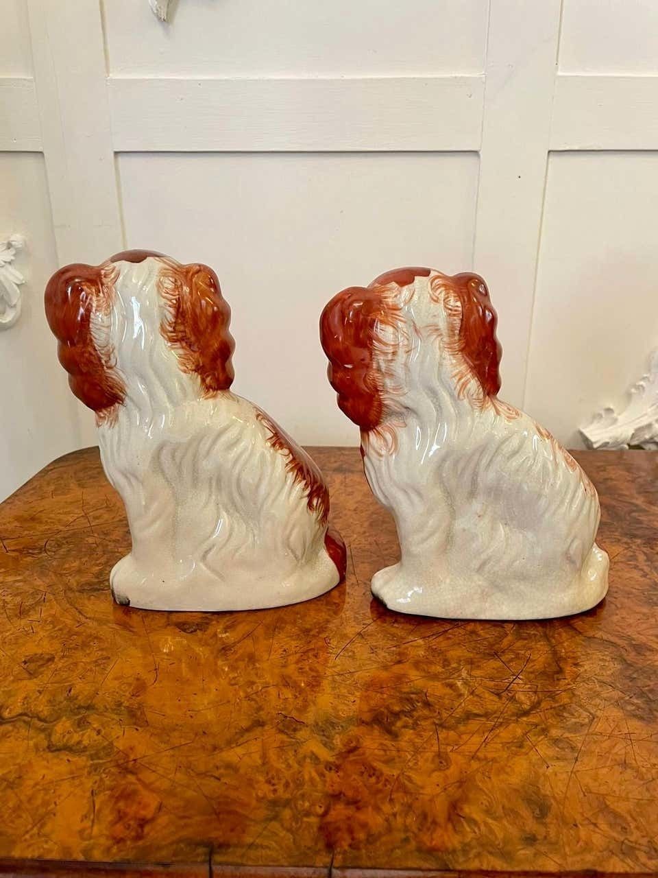 photo furniture Pair Of Antique Victorian Staffordshire Dogs