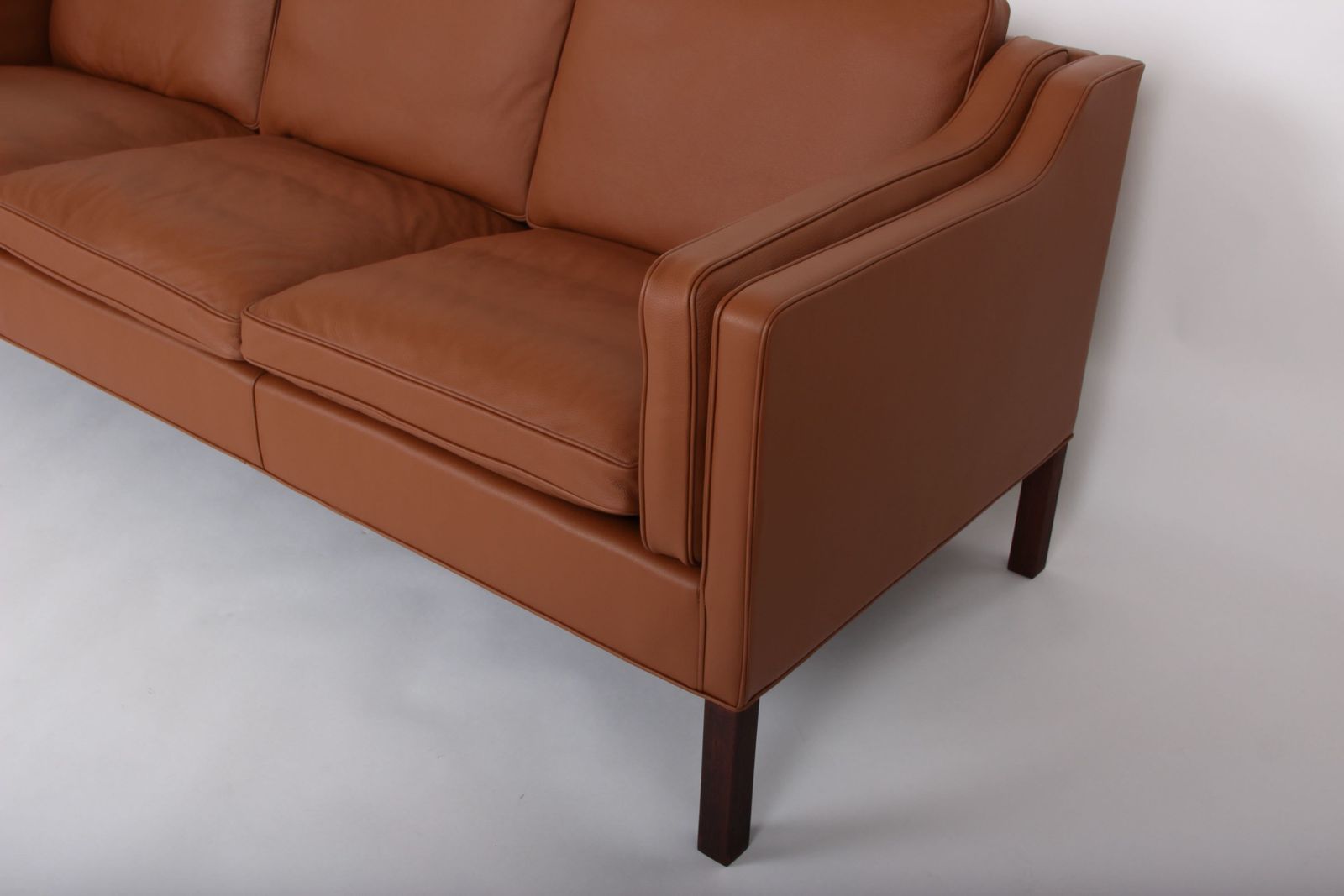 photo for sale Børge Mogensen, 3 Seat Modell 2213. Brown Leather. Restored.