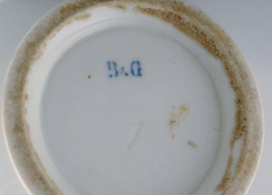Antique Bing & Grøndahl Chocolate Jug In Porcelain Modelled With A Lion photo vinterior
