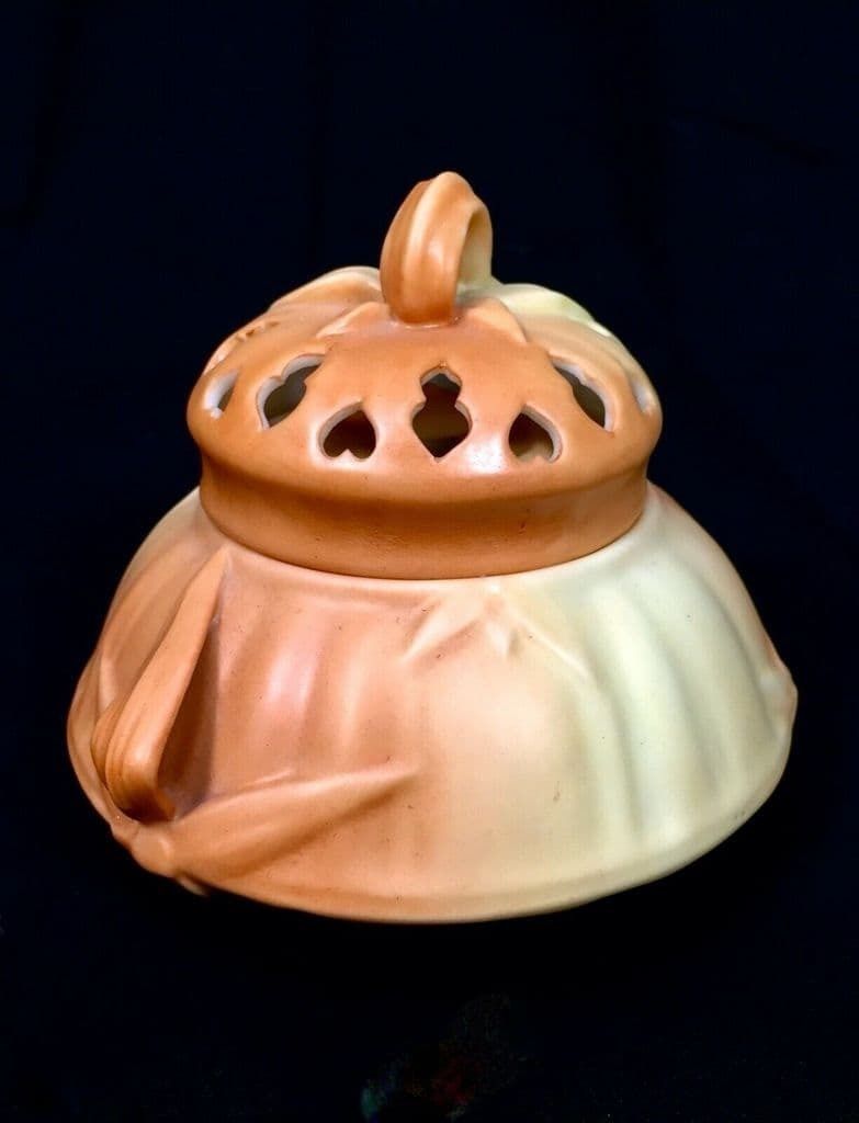 Antique Royal Worcester Porcelain Blush Ivory Pot Pourri Vase / 1923 photo vinterior
