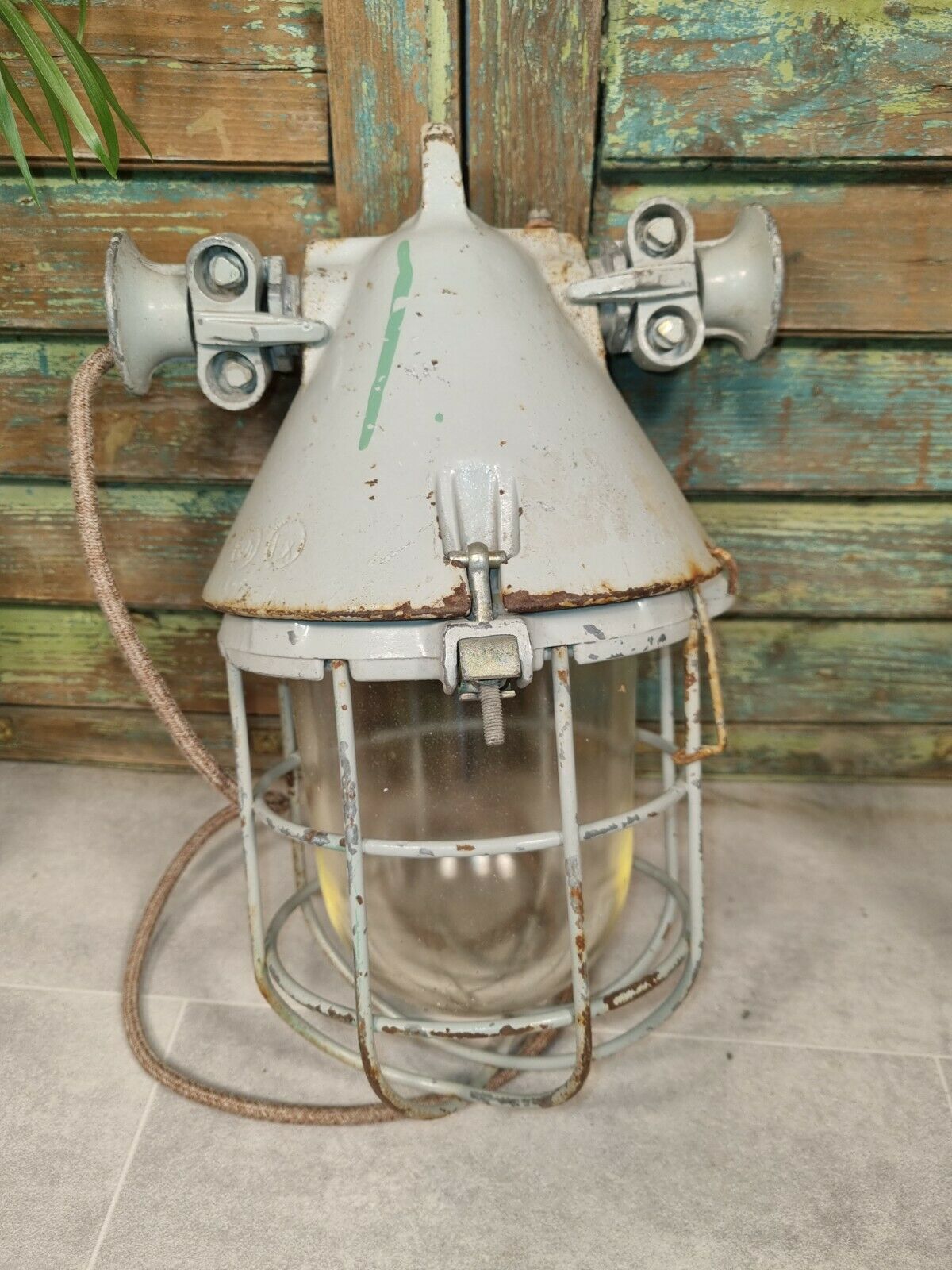 Eow Industrial Factory Explosion Ceiling Hanging Bulk Head Light Lamp photo 175.0
