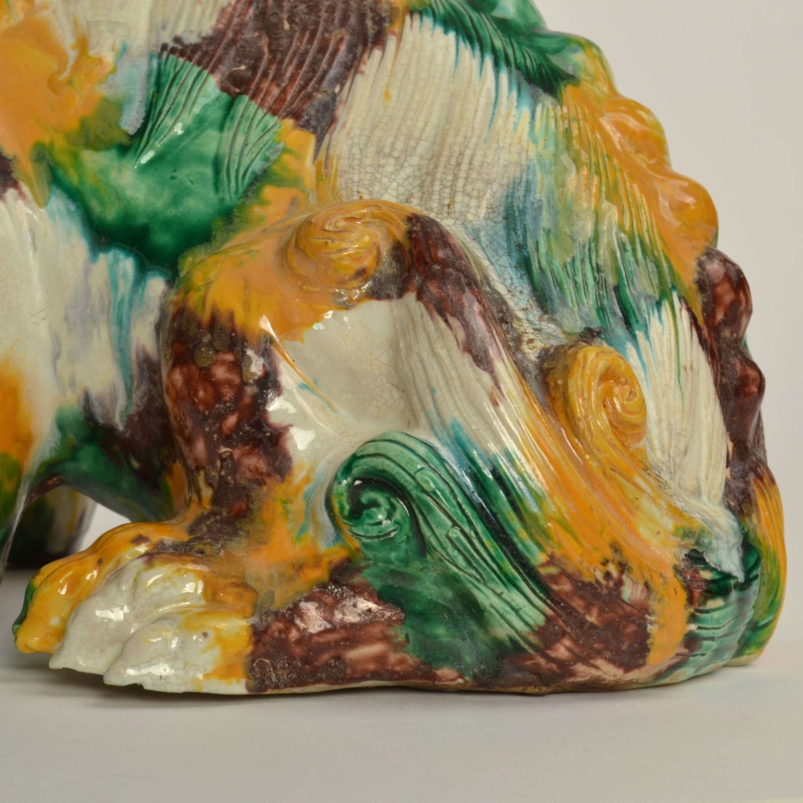 photo vintage Pair Of Chinese Qilin 20th Century In Sancai Glazed Ceramic