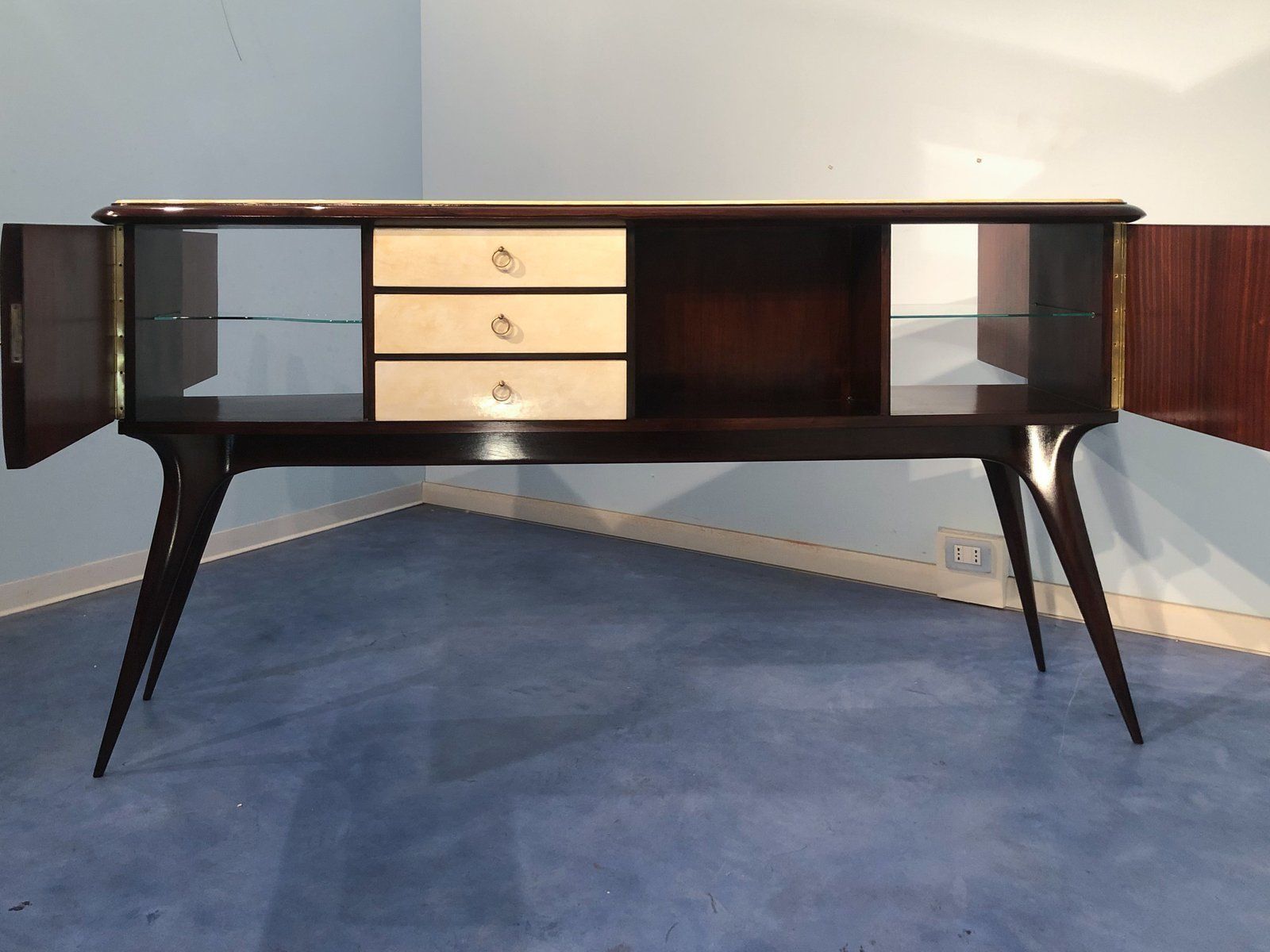 Italian Parchment Center Sideboard By Guglielmo Ulrich, 1950s photo vintage