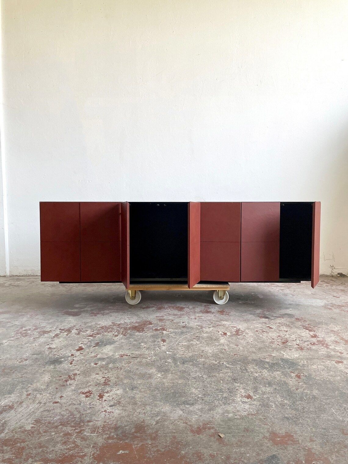 Exclusive Leather Sideboard, Leather Cabinet C.E.O. Cube By Lella & Massimo Vignelli For Poltrona Frau photo 4800.0