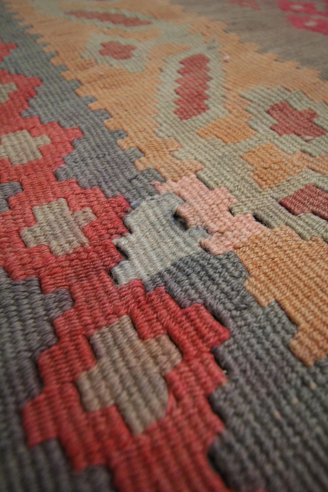 Handmade Carpet Caucasian Kilim Rug, Vintage Kilims Tribal Wool Rug photo vintage