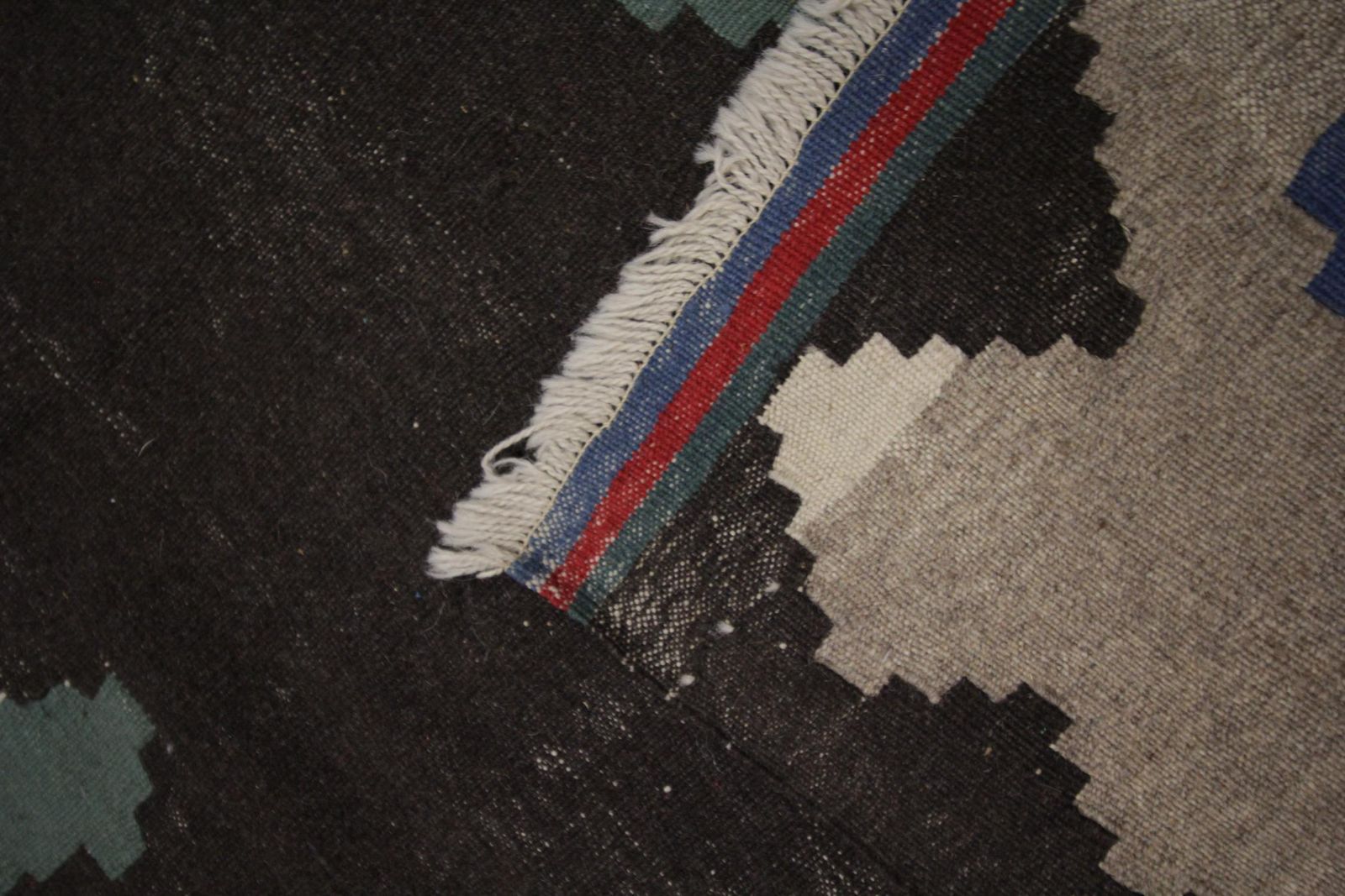 photo furniture Handmade Kilims Vintage Carpet Floral Moldovan Kilim Rug