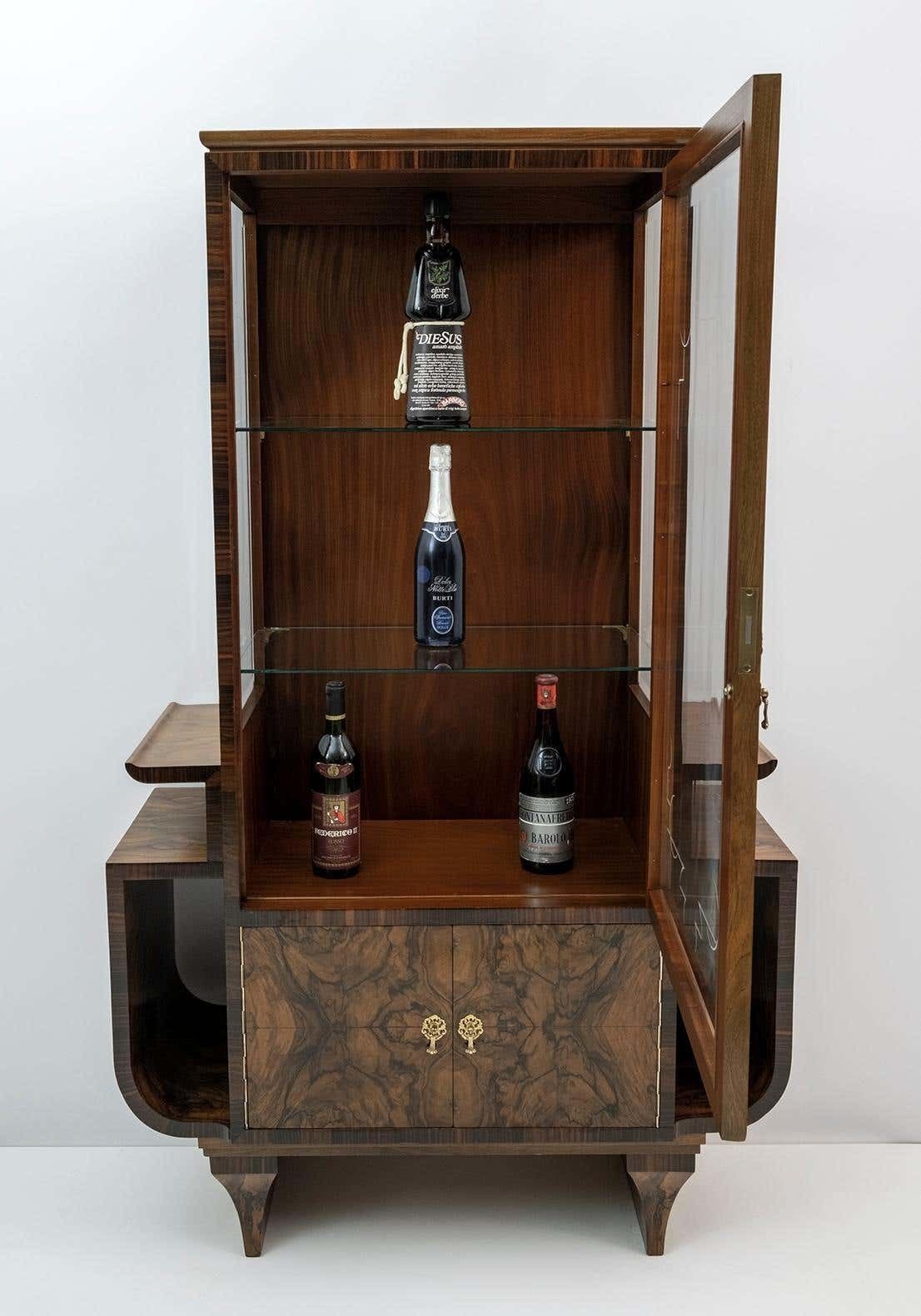 Art Dèco Italian Walnut Vitrines Or Bar Display Cabinet, 1925 photo vinterior