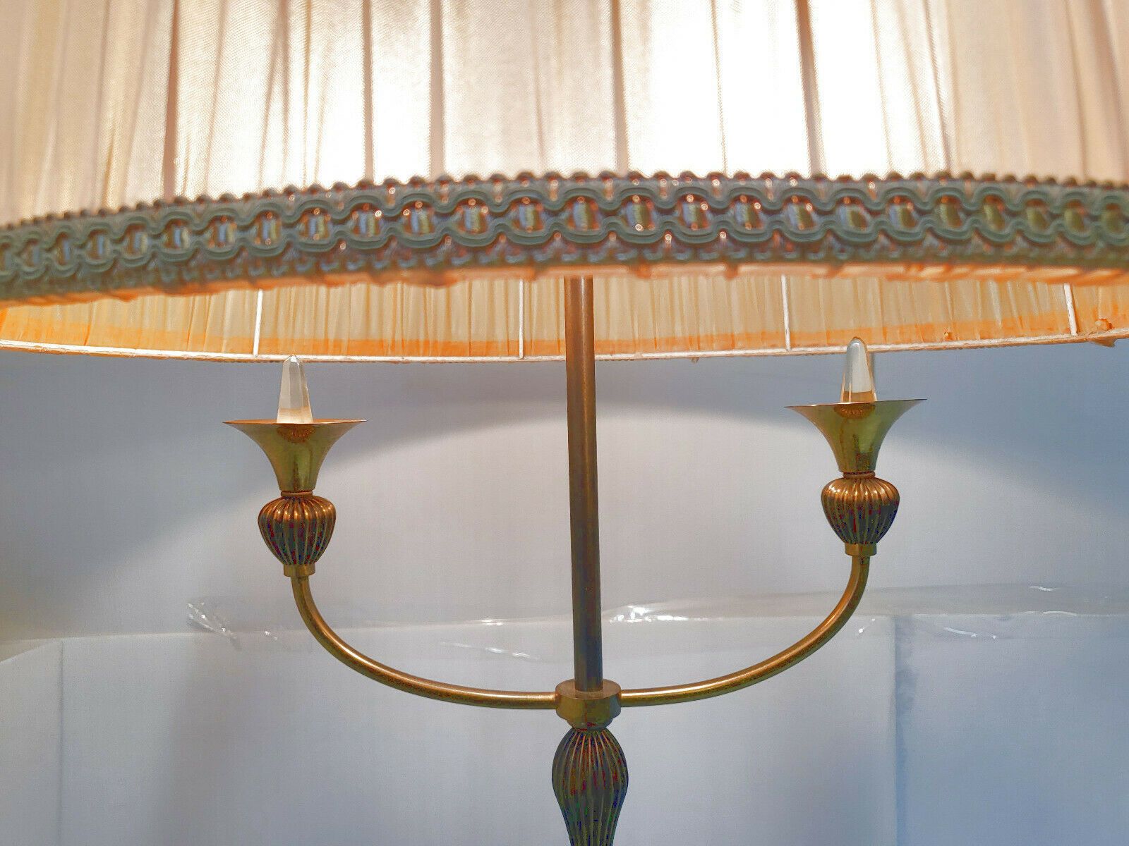 Prachtige Vintage Franse Vloerlamp Uit De Jaren 1950, Messing En Glas photo buy