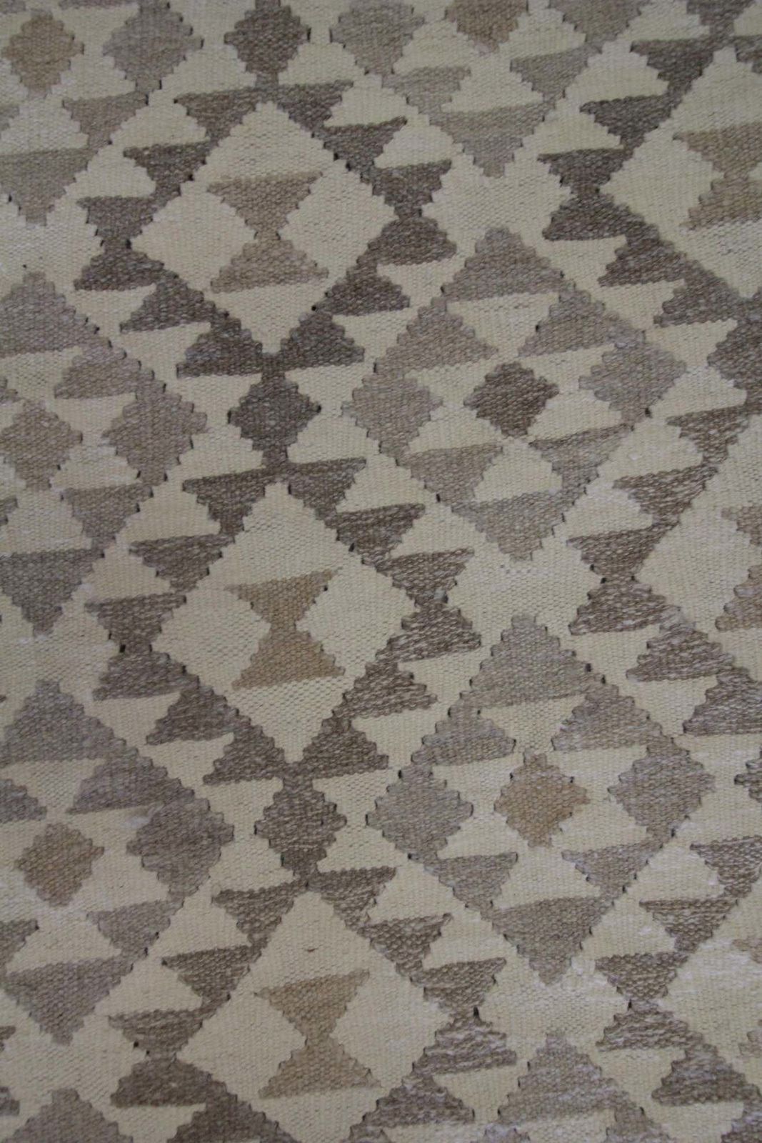 Scandinavian Style Kilim Rug Handmade Carpet Coffee Brown Geometric Rug photo vinterior