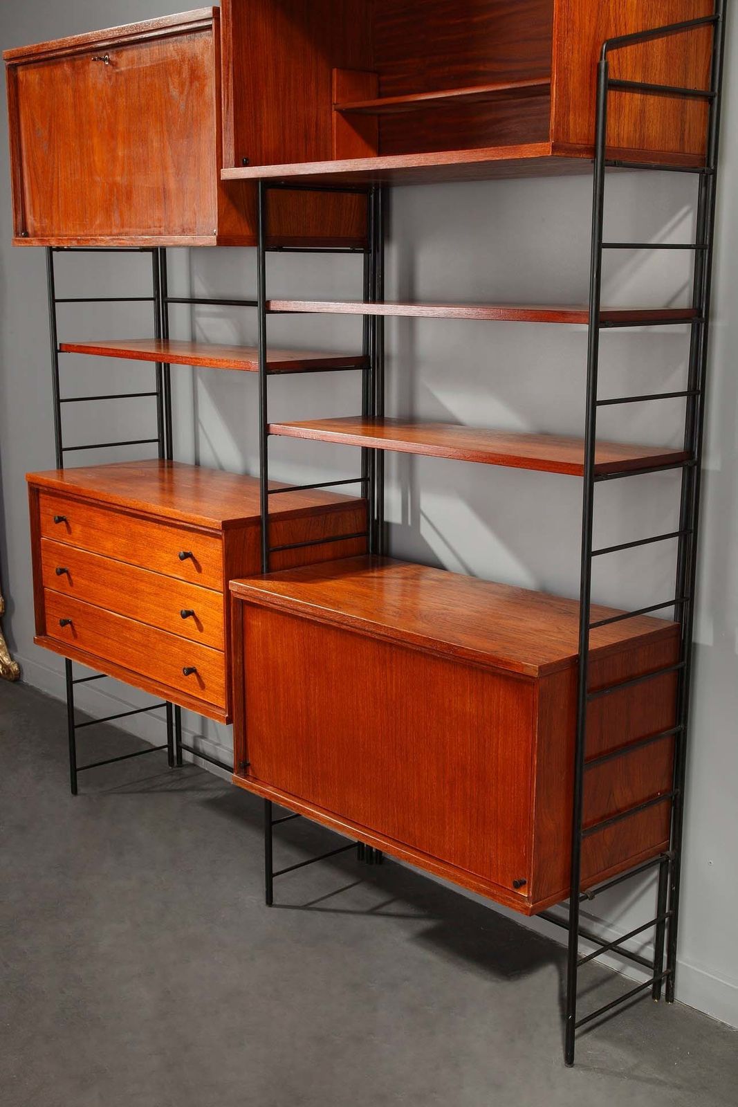 Scandinavische houten boekenkast uit de jaren 1960 photo 2377.0
