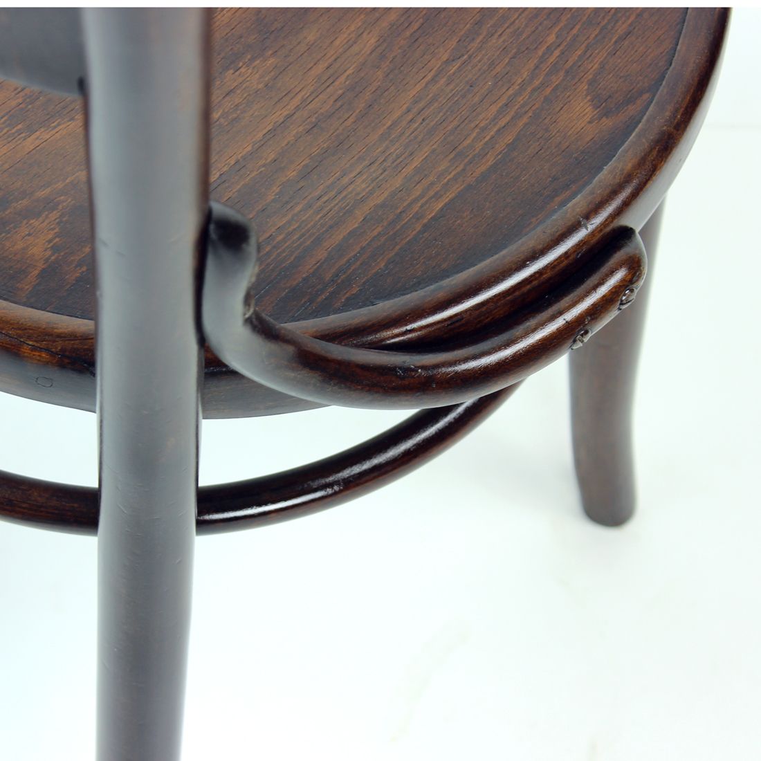 photo furniture Vitange Thonet Bentwood Design Chair By Tatra, Czechoslovakia 1950s