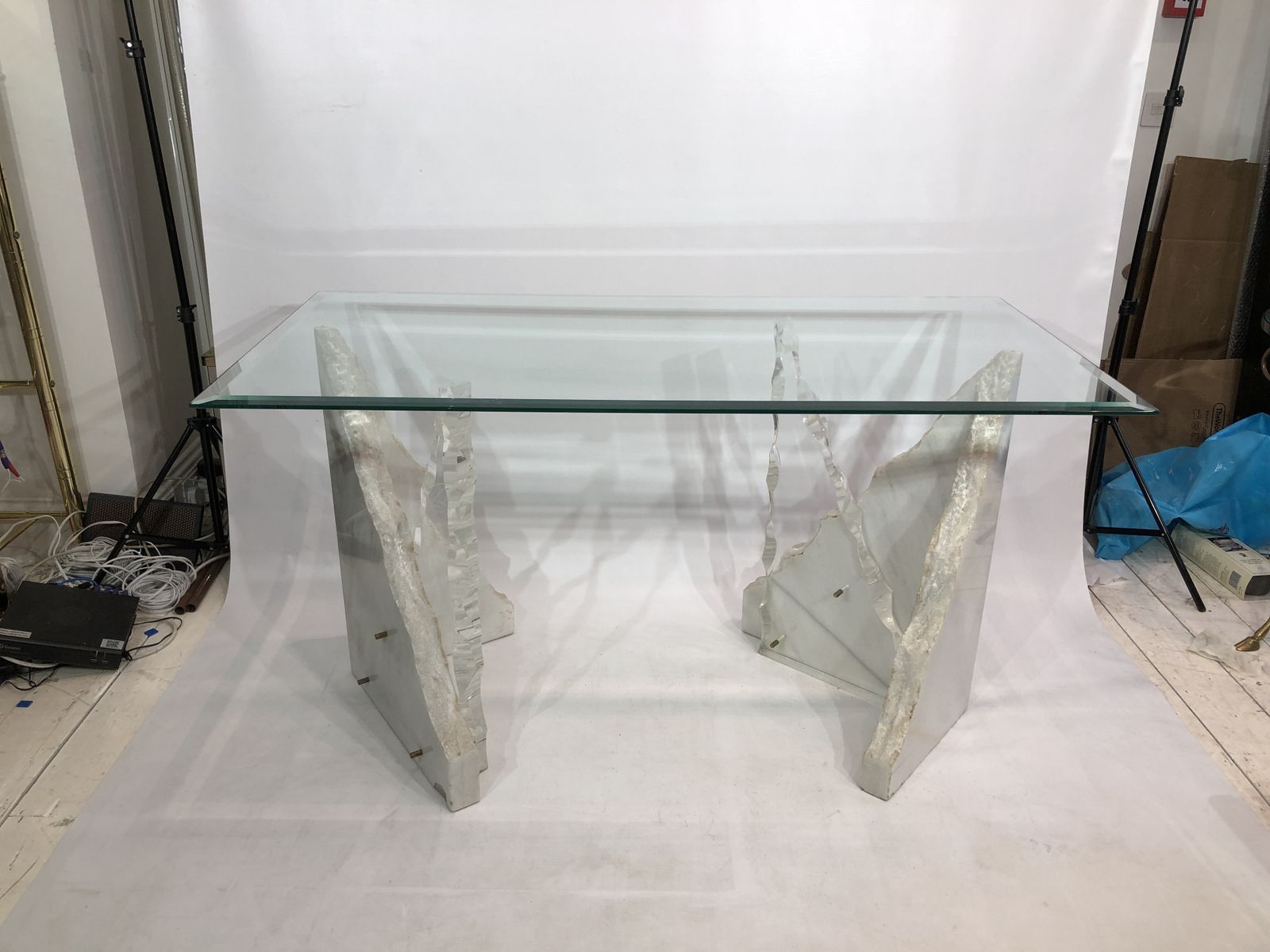 Lion In Frost Marble & Lucite Desk Glass 1970s Hollywood Regency Midcentury Iceberg 80s