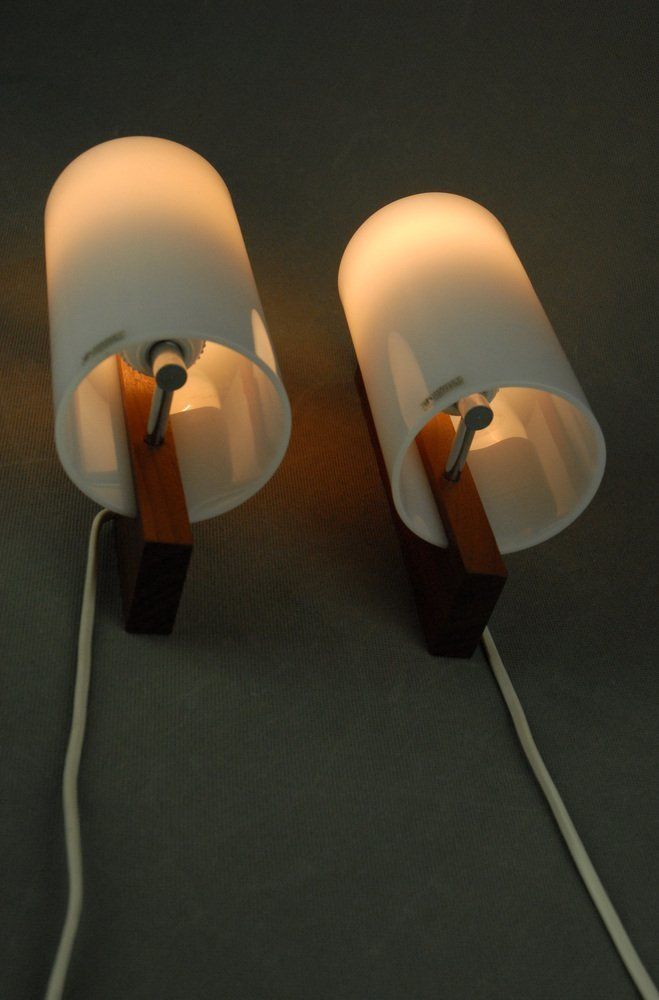Italian Perspex & Teak Wall Lamps By Luigi Massoni For Harvey Guzzini, 1960s, Set Of 2 photo vinterior