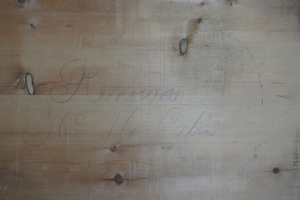 Good Quality 3 Drawer Mahogany Campaign Chest, From Hms Renown photo vintage