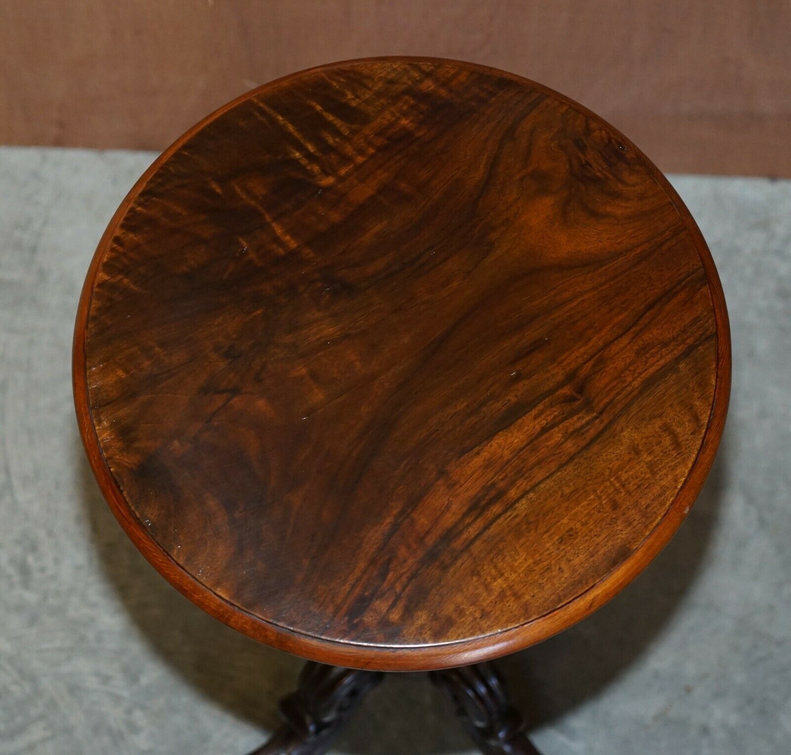 Exquisite Antique Barley Twist Hand Carved Mahogany Side End Lamp Wine Table photo for sale