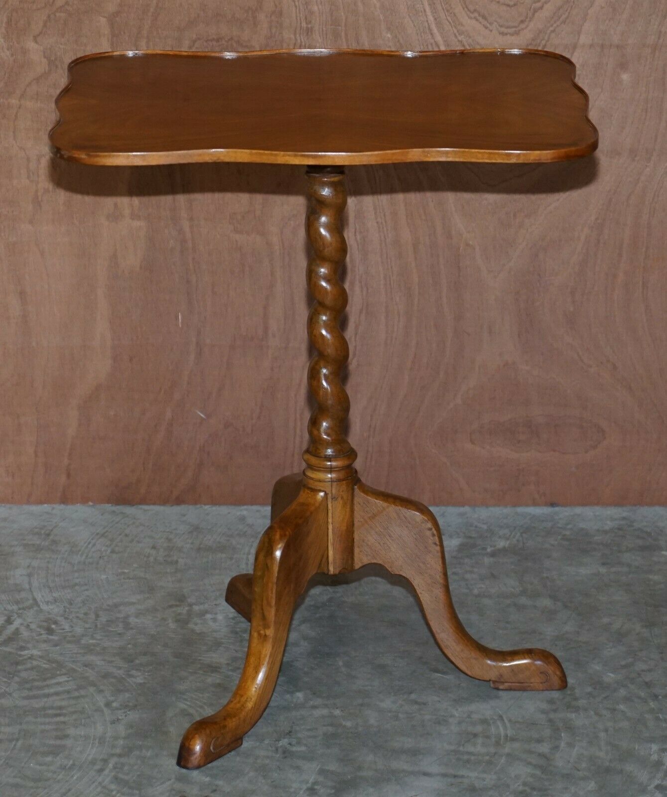 Lovely Antique Victorian English Walnut Tilt Top Side Occasional Tripod Table photo furniture