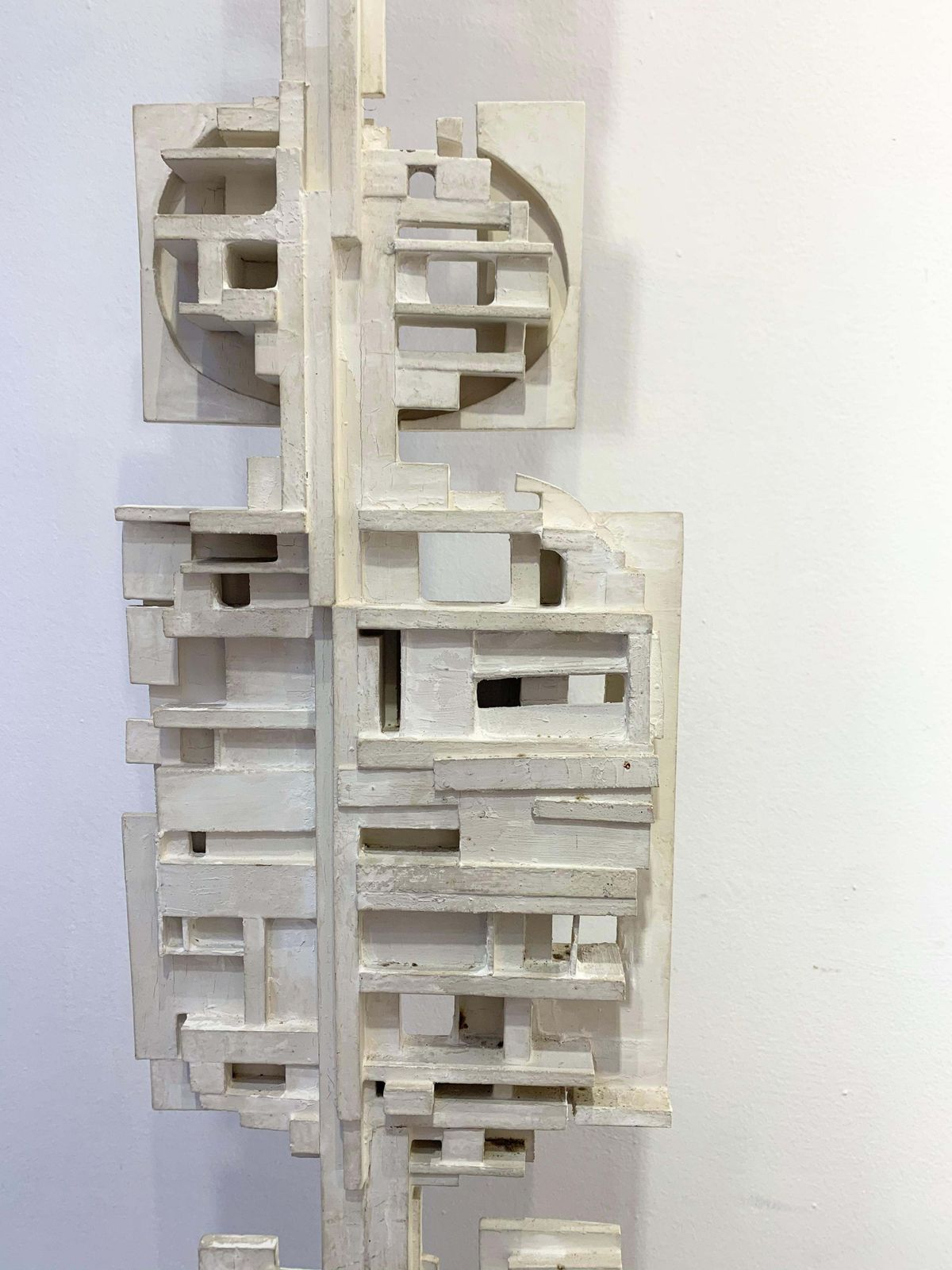 Mid Century White Wood Totem Sculpture By André Pailler, France 1970s photo 5735.0