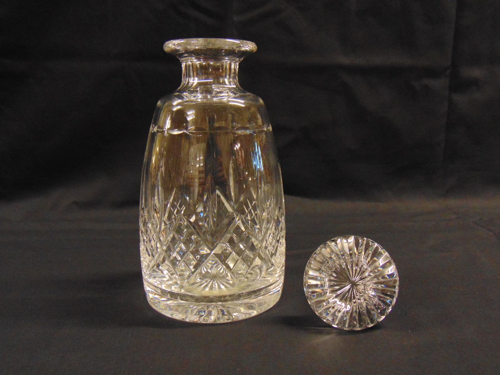 Stuart Crystal Glengarry Cambridge Cut Crystal Mushroom Stopper Decanter photo vinterior