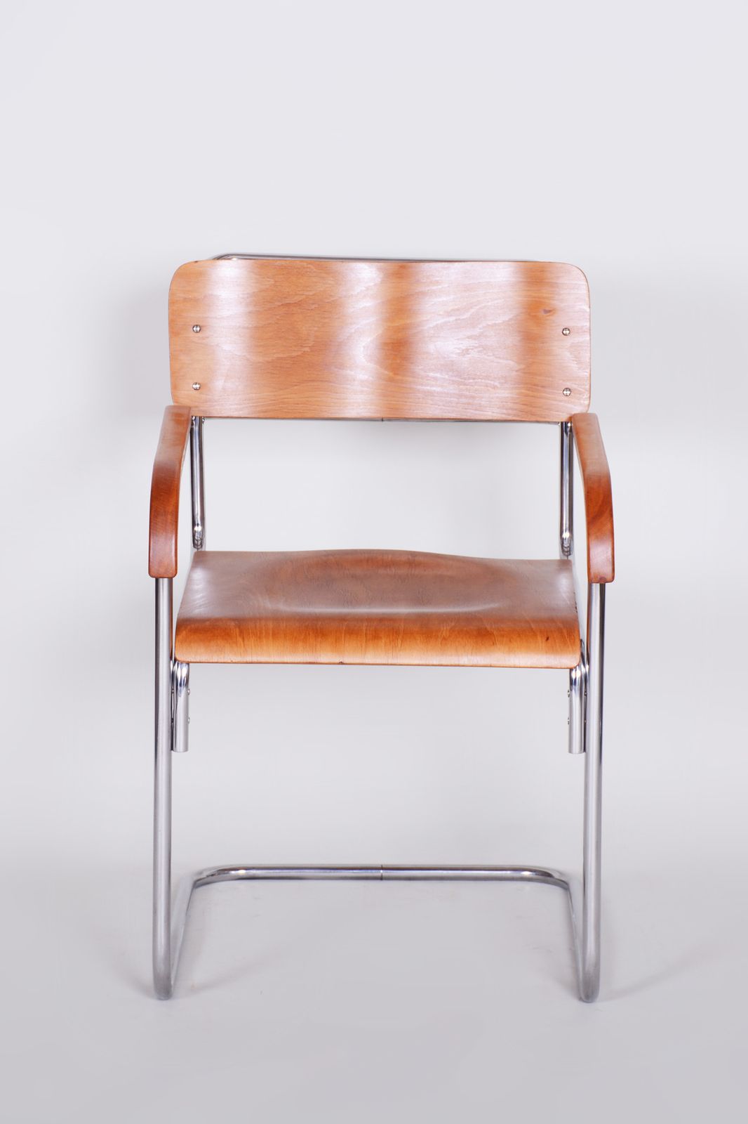 2100.0 Pair Of Mucke Melder Bauhaus Armchairs Made In 1930s Czechia. Restored. photo