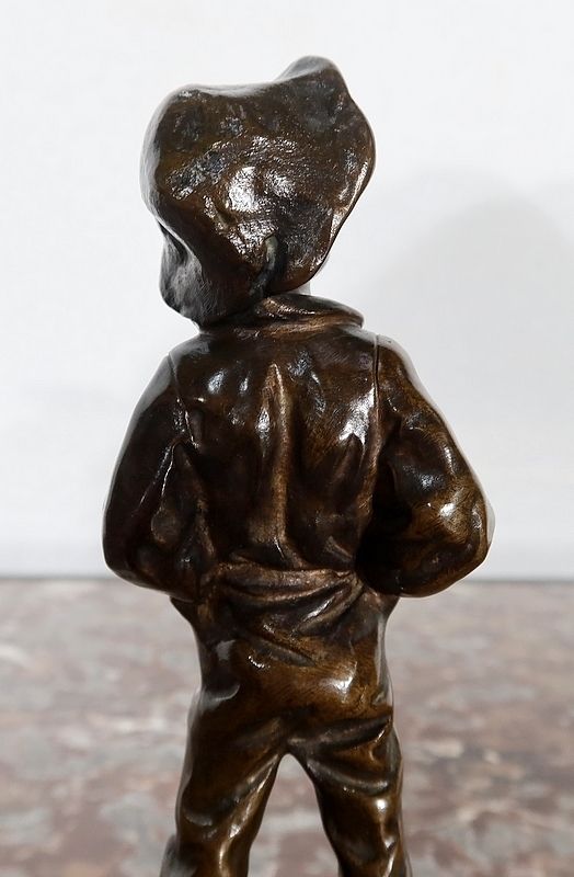 1030.0 Bronze “Boy With His Hands In His Pockets”   1910 photo