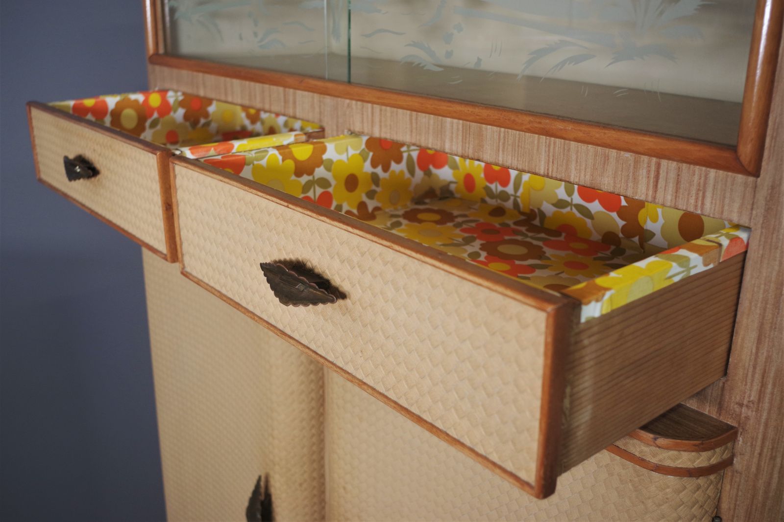 Italian Sideboard Of The 50s In Drummed Beech Wood photo vinterior