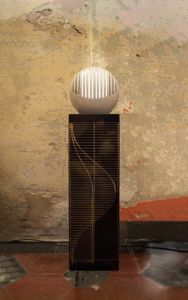 Italiaanse Sculptuurlamp 'Harp' Door Alfredo Pizzo Greco Voor Zanotta, Jaren 1970 photo furniture
