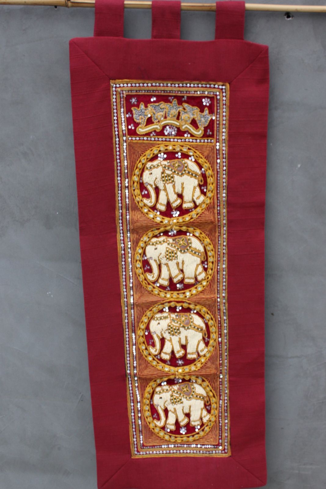 Embroidered Elephant Tapestry Wall Hanging Small Red Kalaga Curtain Love Eastern Style Decoration Gift photo furniture