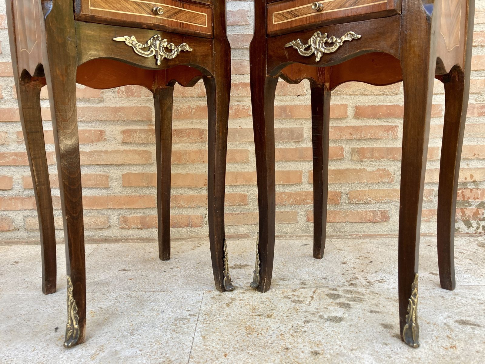 Pair Of French Louis XV Style Tulipwood Veneer Bedside Tables Or Nightstands photo buy