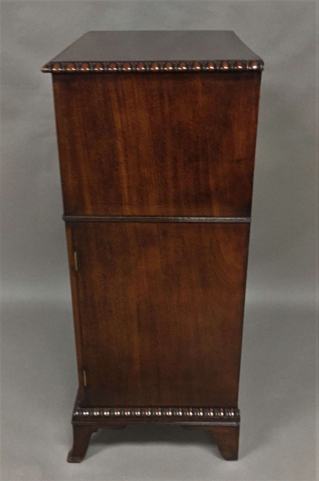 photo furniture Regency Mahogany Secretaire Cabinet Of Small Proportions