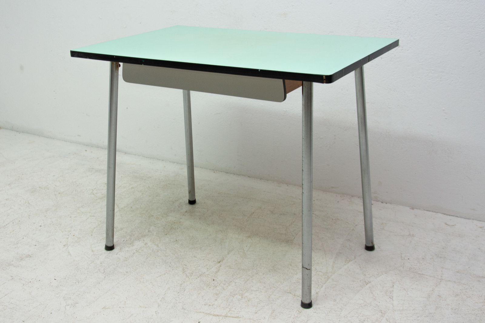 Mid Century Formica Writing Desk Or Side Table, 1960´S, Czechoslovakia photo 169.0