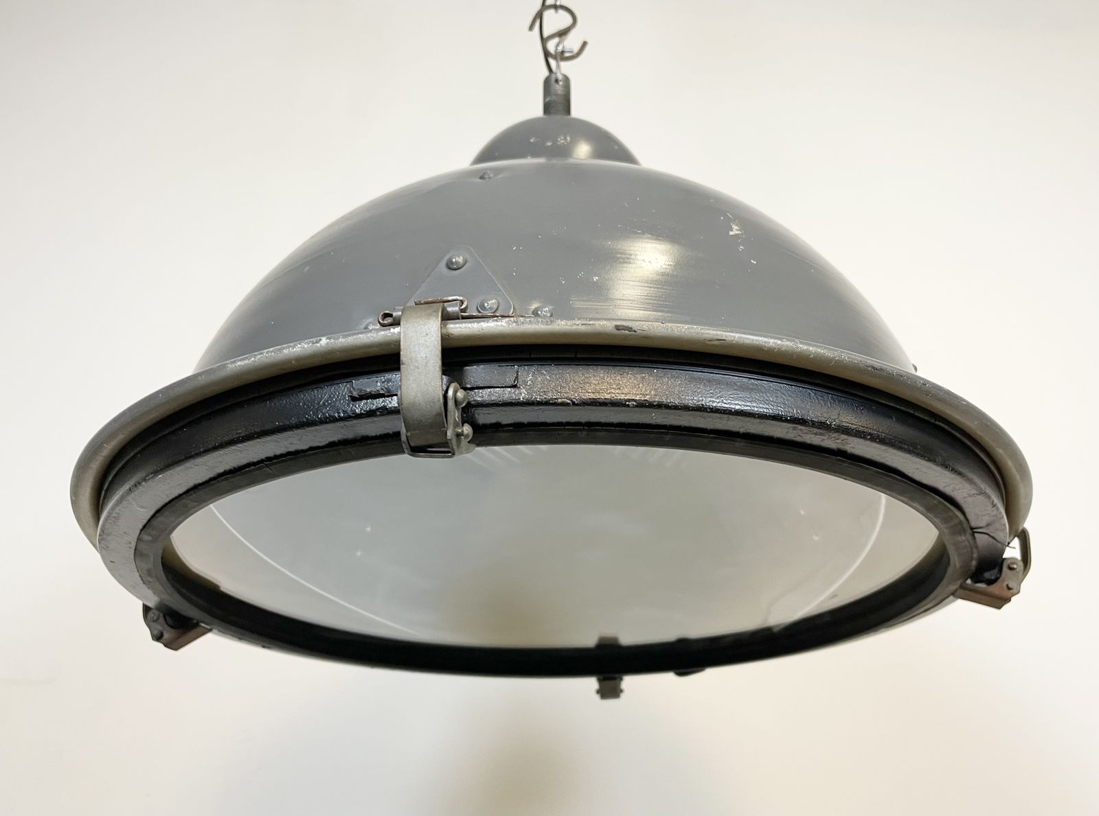 Grey Industrial Pendant Lamp With Clear Glass Cover, 1970s, 4x photo vintage